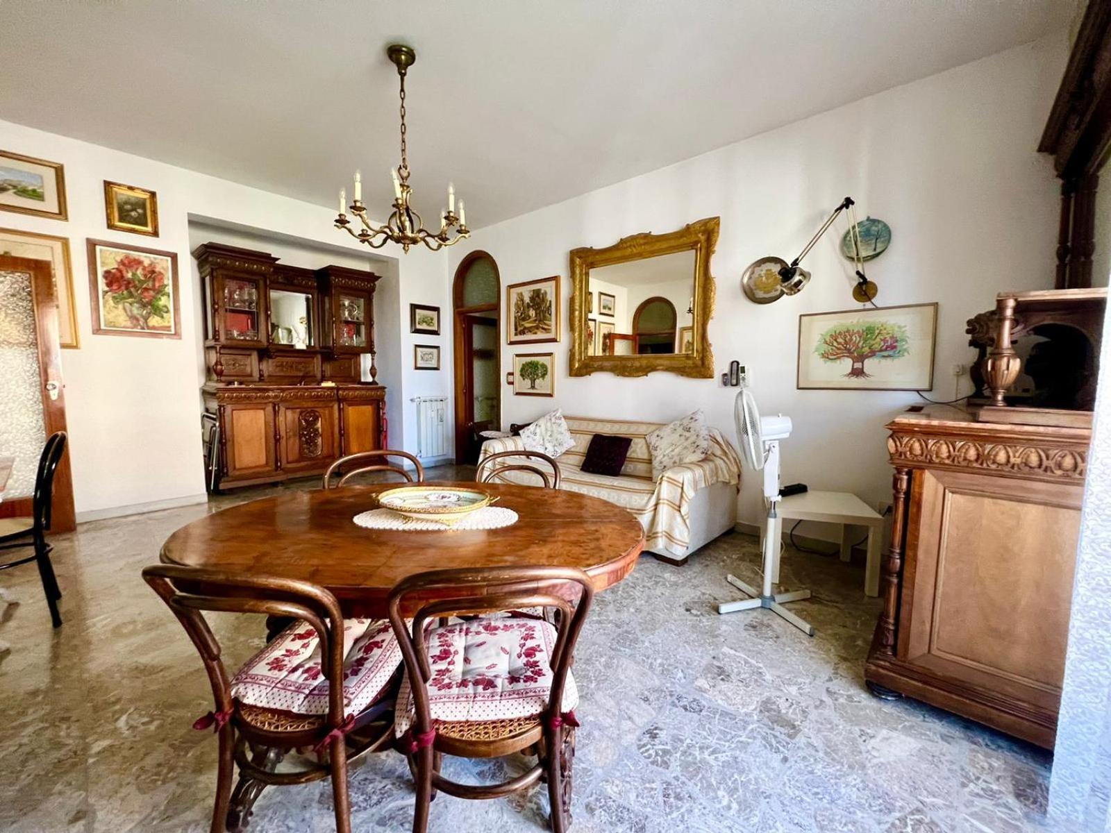 Casa Relax Nel Centro Storico Con Posto Auto Apartment Vico Equense Exterior foto